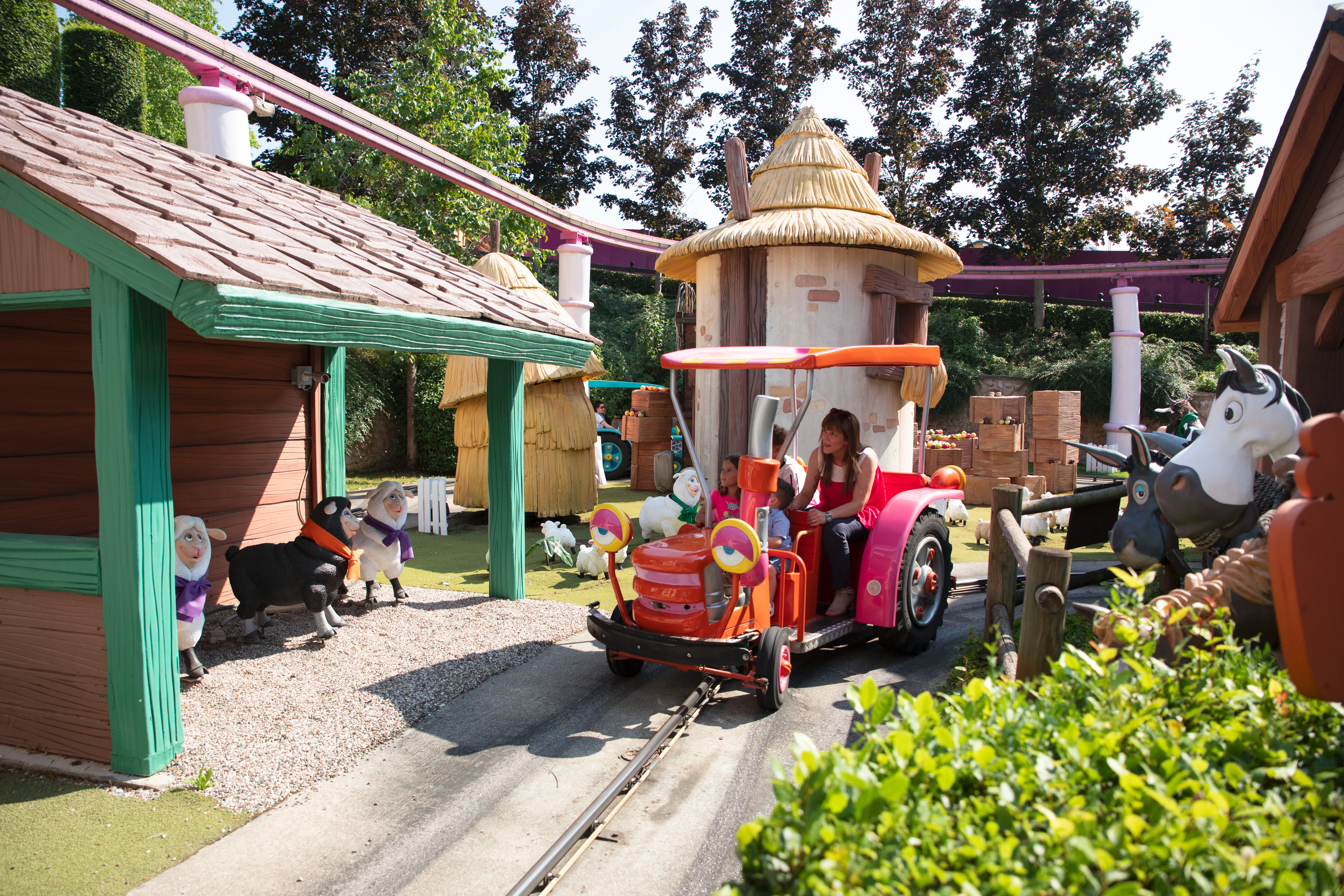 Gardaland park - Doremifarm - Little Tractor