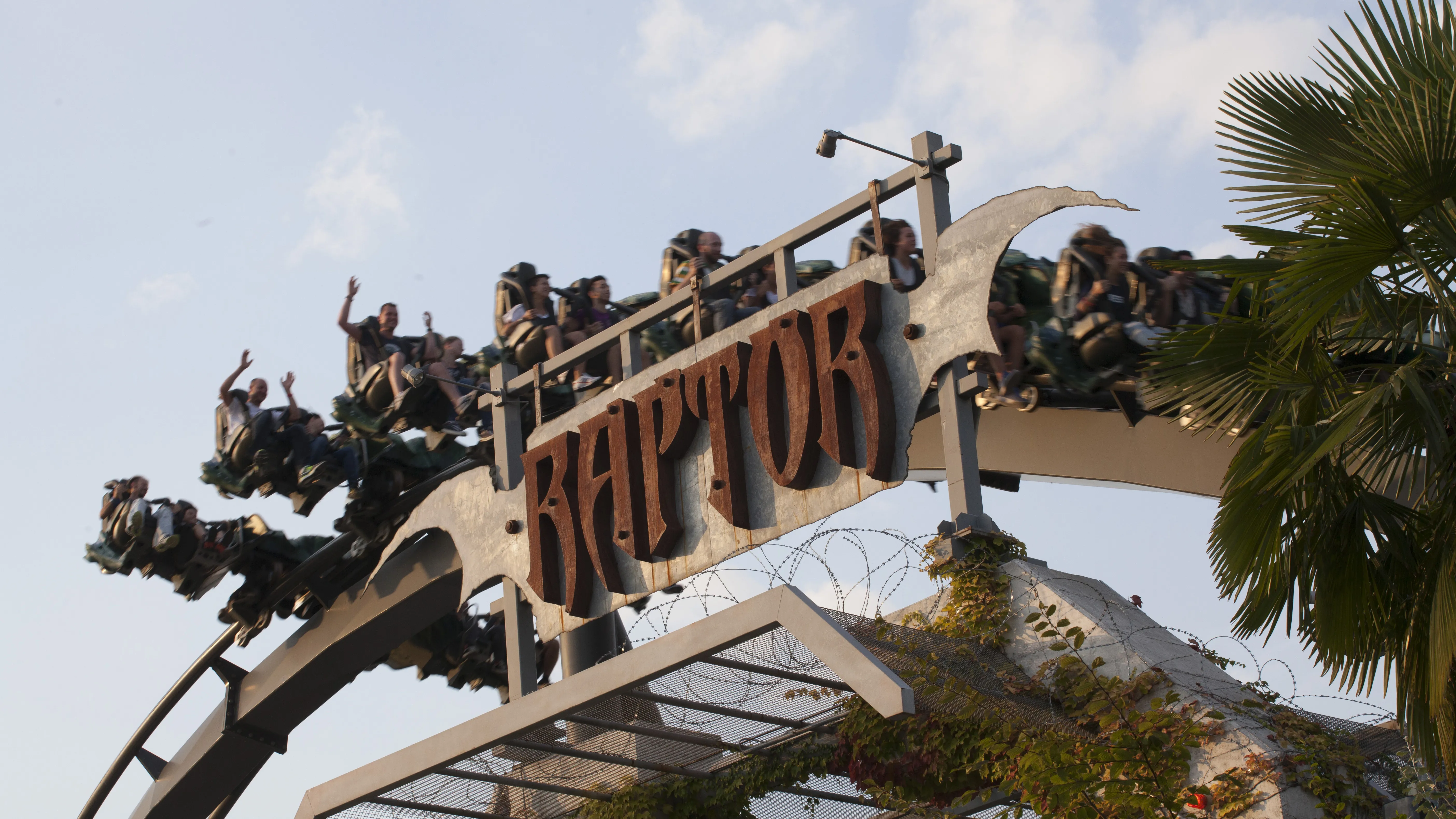 Gardaland Park - Raptor - Logo