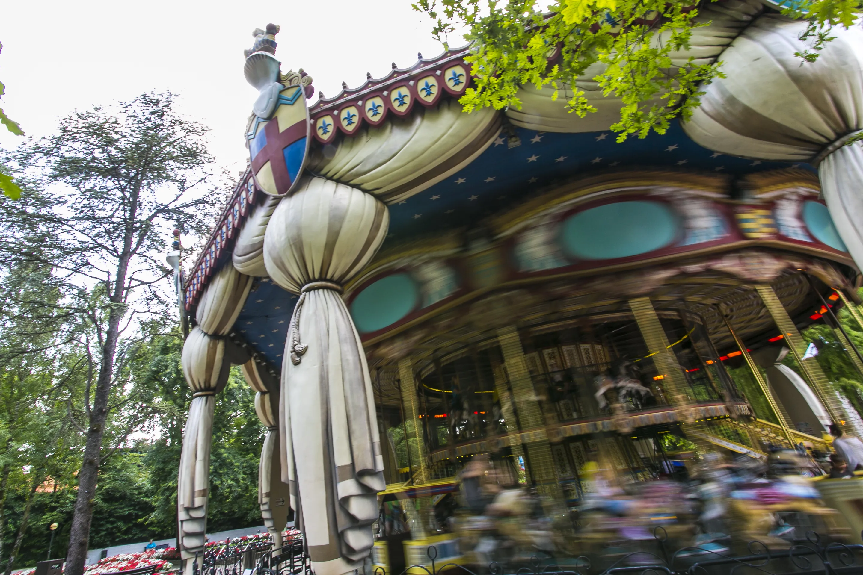 Gardaland Park - Giostra Cavalli - Set design