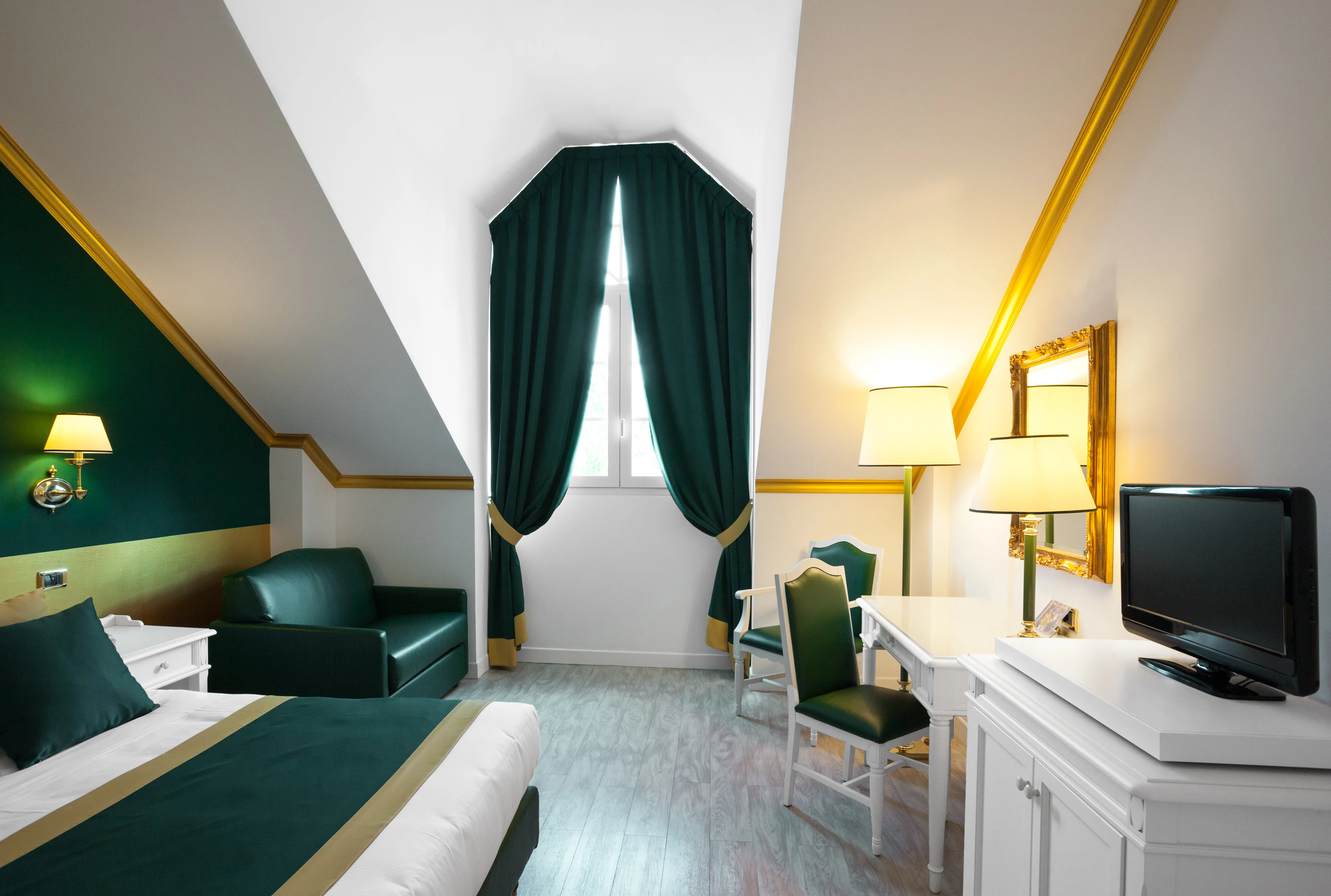 Gardaland Hotel - Camera Classic Doppia - Arredamento