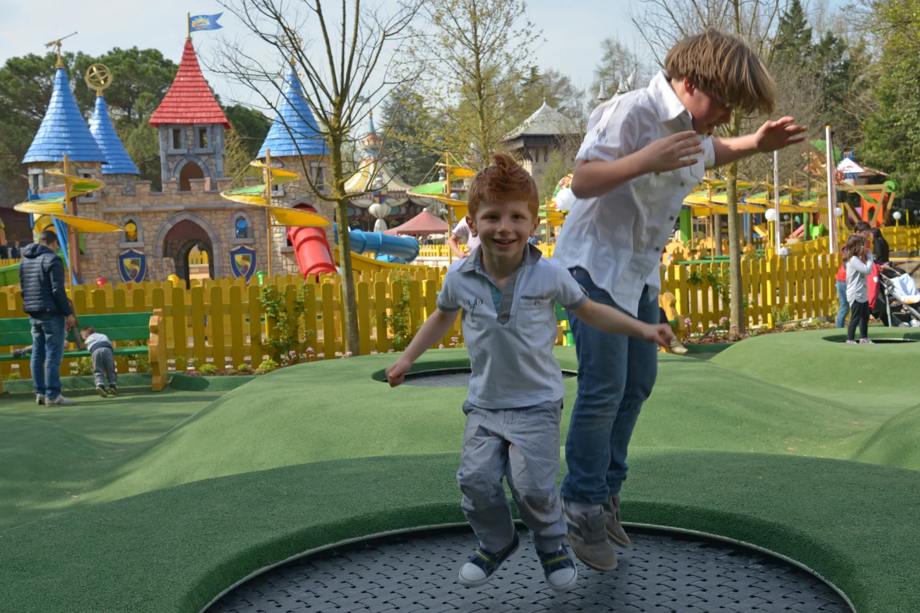 Gardaland Park - Prezzemolo Land - Springende Hügel 
